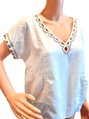 Sonoma Cream White Linen Blend Top Tee Brown Tan Cowgirl Southwestern Medium